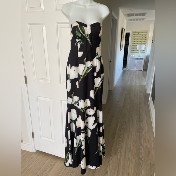 Contrast Floral Print Gown - Picture 4 of 5